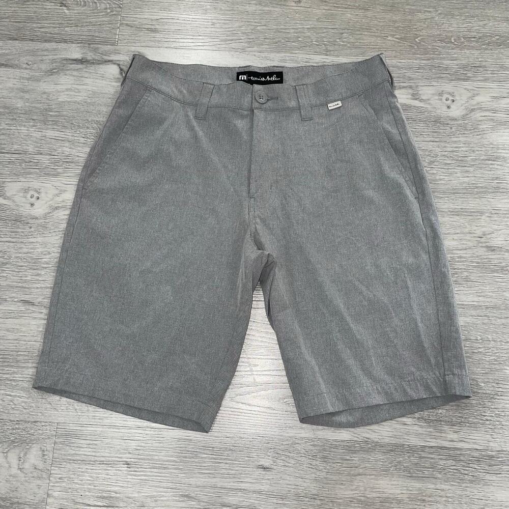 Travis Mathew Shorts Men’s 30 Beck Chino Flat Front Performance Golf Stretch